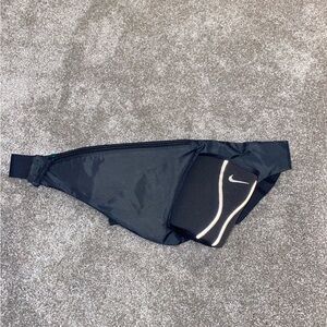 Nike Grey Fanny Pack With Water Bottle Holder‎ OS Unisex